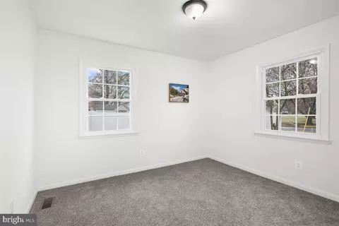 Bedroom - 8411 Echo Dr, Pasadena, MD 21122 photo 3 of 4