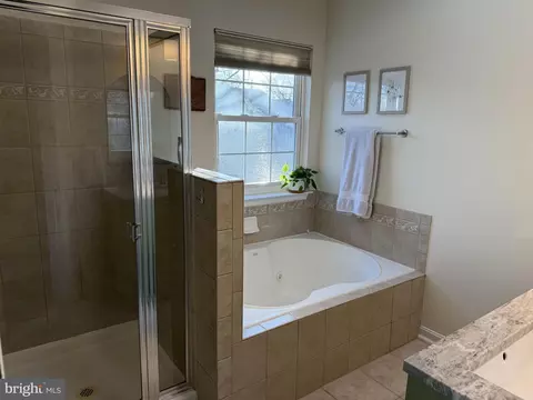 Bath - 221 Braxton Way #221, Edgewater, MD 21037 photo 2 of 3