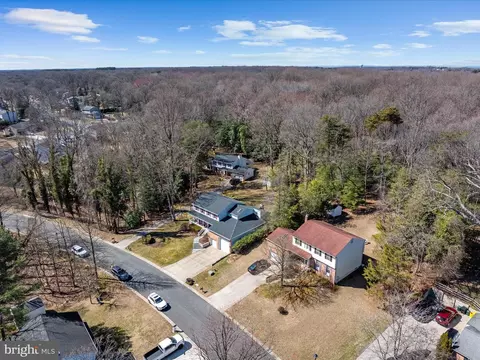 View/Area - 8238 Silver Run Ct, Pasadena, MD 21122 photo 11 of 12