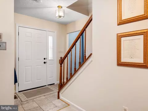 Entry Way - 8238 Silver Run Ct, Pasadena, MD 21122 photo 1 of 3