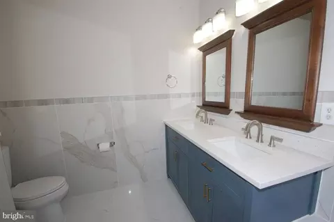 Bath - 2652 Streamview Dr, Odenton, MD 21113 photo 5 of 13