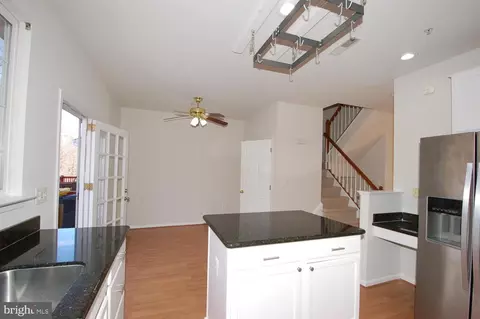 Kitchen - 2652 Streamview Dr, Odenton, MD 21113 photo 6 of 6