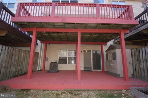 Exterior - 2652 Streamview Dr, Odenton, MD 21113 photo 2 of 8