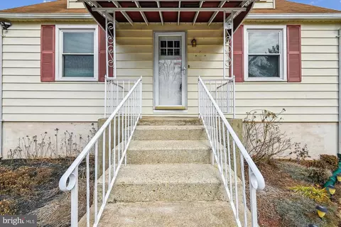 Exterior - 8481 Greenway Rd, Pasadena, MD 21122 photo 8 of 12