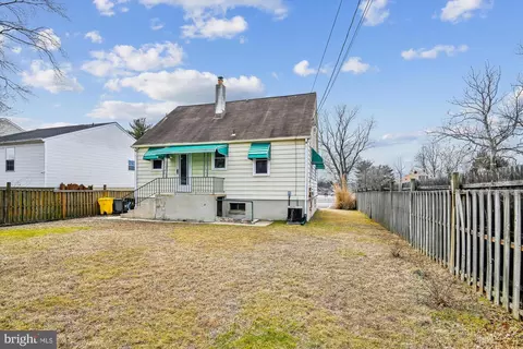 Exterior - 8481 Greenway Rd, Pasadena, MD 21122 photo 7 of 12