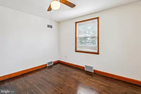 Bedroom - 8481 Greenway Rd, Pasadena, MD 21122 photo 1 of 4