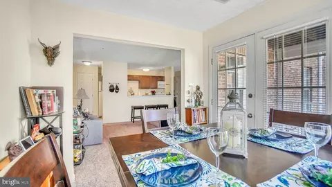 833 Deering Rd #8E, Pasadena, MD 21122 photo 10