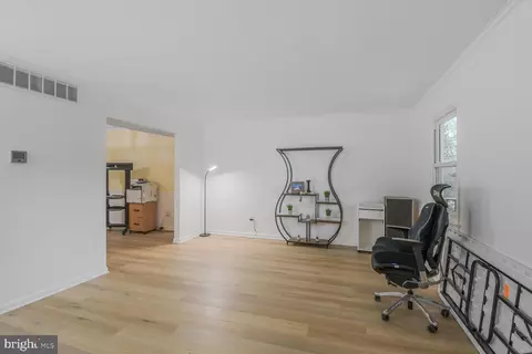 1042 Oak Tree Ln, Annapolis, MD 21409 photo 4