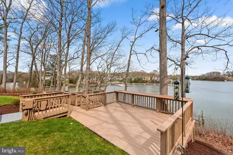 Exterior - 196 Southdown Rd, Edgewater, MD 21037 photo 10 of 10
