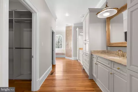Entry Way - 196 Southdown Rd, Edgewater, MD 21037 photo 4 of 4