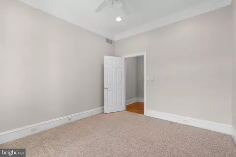 Bedroom - 196 Southdown Rd, Edgewater, MD 21037 photo 3 of 9