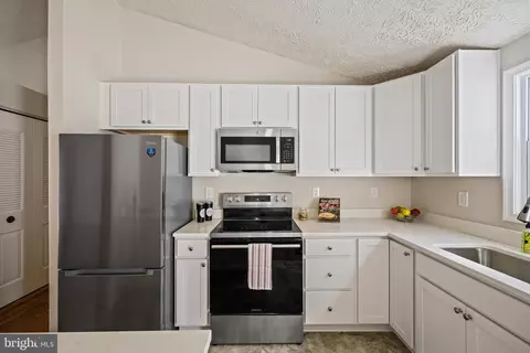 1425 Wisp Ct, Hanover, MD 21076 photo 15
