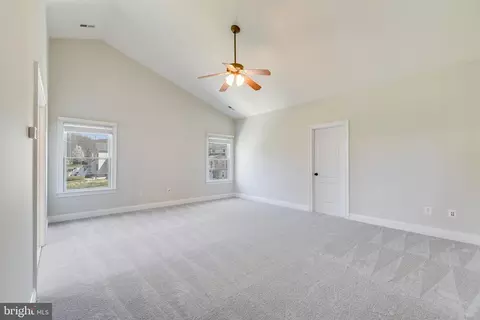 Bedroom - 8938 Sahalee Ct, Pasadena, MD 21122 photo 2 of 5