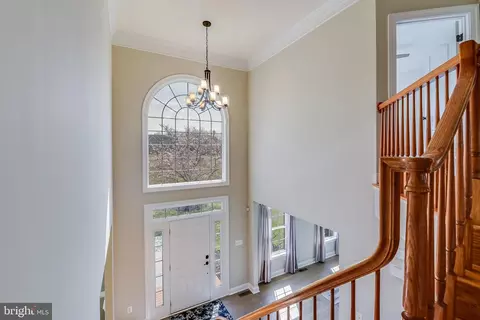 Entry Way - 8938 Sahalee Ct, Pasadena, MD 21122 photo 1 of 2