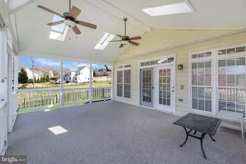 Exterior - 8938 Sahalee Ct, Pasadena, MD 21122 photo 5 of 5