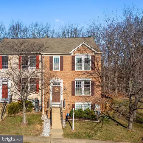 700 Pine Drift Dr, Odenton, MD 21113