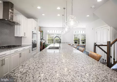 Kitchen - 2934 Middleham Ct, Hanover, MD 21076 photo 5 of 6
