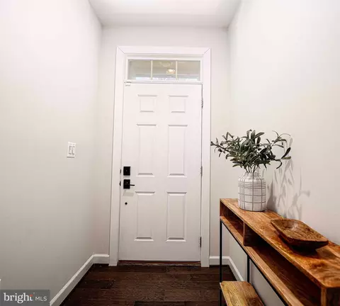 Entry Way - 2934 Middleham Ct, Hanover, MD 21076 photo 2 of 3