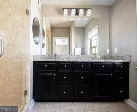 Bath - 2934 Middleham Ct, Hanover, MD 21076 photo 2 of 5