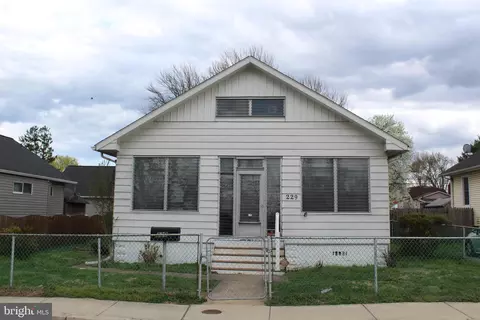 229 Doris Ave, Baltimore, MD 21225
