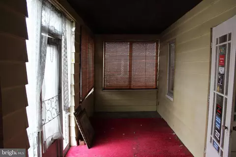Exterior - 229 Doris Ave, Baltimore, MD 21225 photo 2 of 4