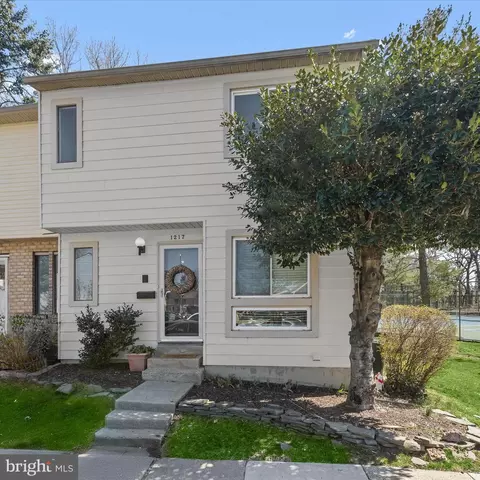 1217 Hesselius Ct, Annapolis, MD 21403