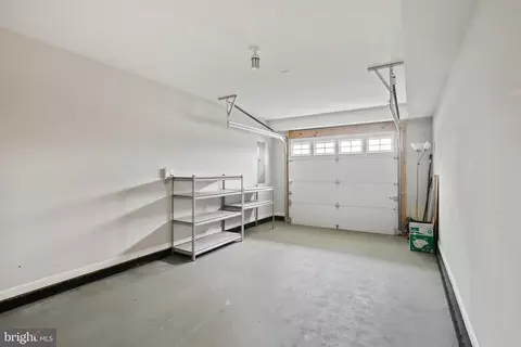 Entry Way - 617 W Cedar Hill Rd, Brooklyn, MD 21225 photo 3 of 3
