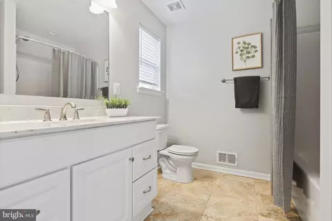 Bath - 617 W Cedar Hill Rd, Brooklyn, MD 21225 photo 1 of 5
