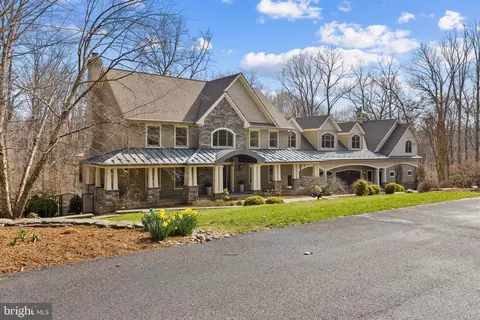 1709 Angelina Ct, Crownsville, MD 21032