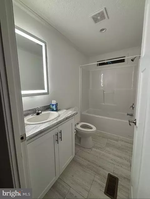 91 Berts Dr, Lothian, MD 20711 photo 13