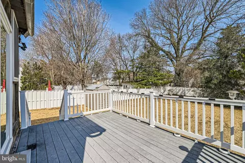 7887 Brighton Ct, Pasadena, MD 21122 photo 31