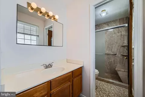7887 Brighton Ct, Pasadena, MD 21122 photo 18