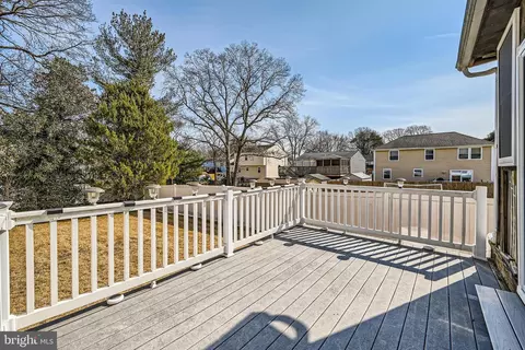 7887 Brighton Ct, Pasadena, MD 21122 photo 32