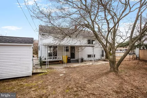 127 Sandy Beach Dr, Pasadena, MD 21122 photo 22
