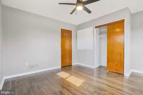 127 Sandy Beach Dr, Pasadena, MD 21122 photo 14