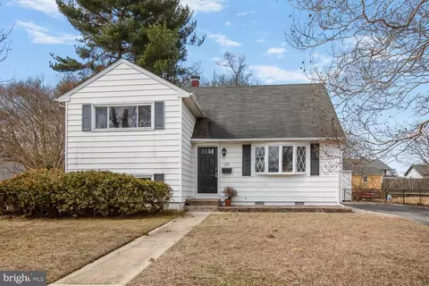 127 Sandy Beach Dr, Pasadena, MD 21122 photo 25