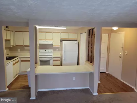 3503 E Kingsley Ct #E, Pasadena, MD 21122 photo 4
