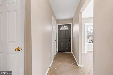 Entry Way - 1024 Murdoch Ct, Crofton, MD 21114 photo 1 of 3