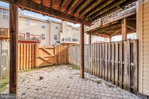 Exterior - 1024 Murdoch Ct, Crofton, MD 21114 photo 6 of 8