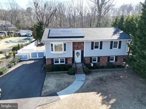 View/Area - 1613 Colony Rd, Pasadena, MD 21122 photo 2 of 13