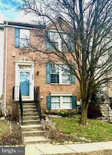 989 Chestnut Manor Ct, Chestnut Hill Cove, MD 21226