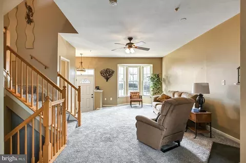 7542 E Plateau Dr, Hanover, MD 21076 photo 6