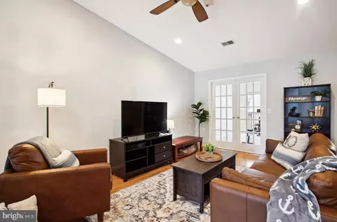 60 K Sandstone Ct, Annapolis, MD 21403 photo 3