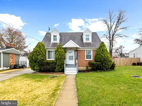 13 Greenwood Ave, Glen Burnie, MD 21061