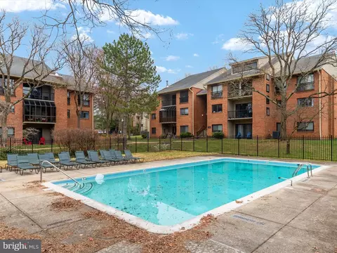 Exterior - 1227 E Gemini Dr #1227-E, Annapolis, MD 21403 photo 4 of 7
