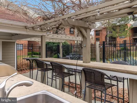 Exterior - 1227 E Gemini Dr #1227-E, Annapolis, MD 21403 photo 7 of 7