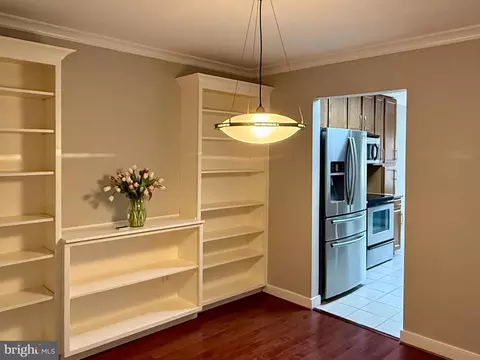 Dining - 1227 E Gemini Dr #1227-E, Annapolis, MD 21403 photo 1 of 2