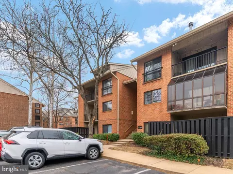Exterior - 1227 E Gemini Dr #1227-E, Annapolis, MD 21403 photo 3 of 7