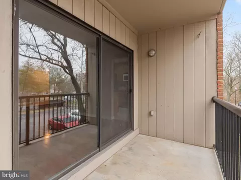 Exterior - 1227 E Gemini Dr #1227-E, Annapolis, MD 21403 photo 2 of 7