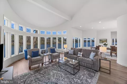 Living - 378 Forest Beach Rd, Annapolis, MD 21409 photo 1 of 4